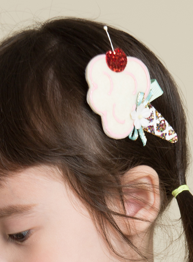/uploads/userfiles/files/media/Alligator-Hair-Clip-for-kids-004.jpg