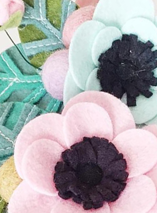 /uploads/userfiles/files/media/Pink-flower-headband-for-girl-004.jpg