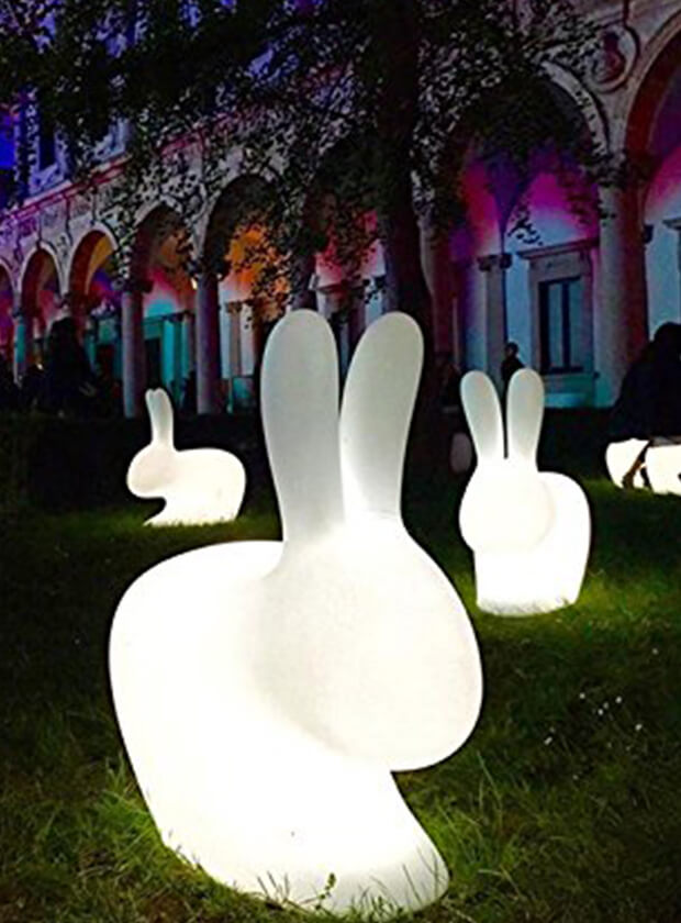 /uploads/userfiles/files/media/Rabbit-Chair-led-004.jpg